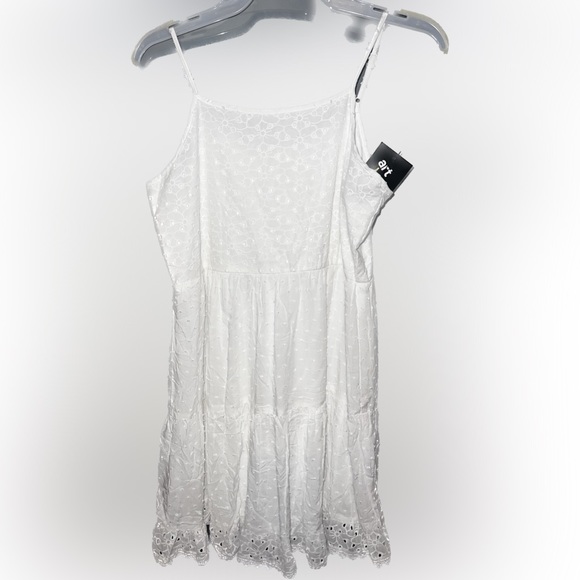 Art Class Spring White Eyelet Dress 10/12 Girls - Picture 3 of 5